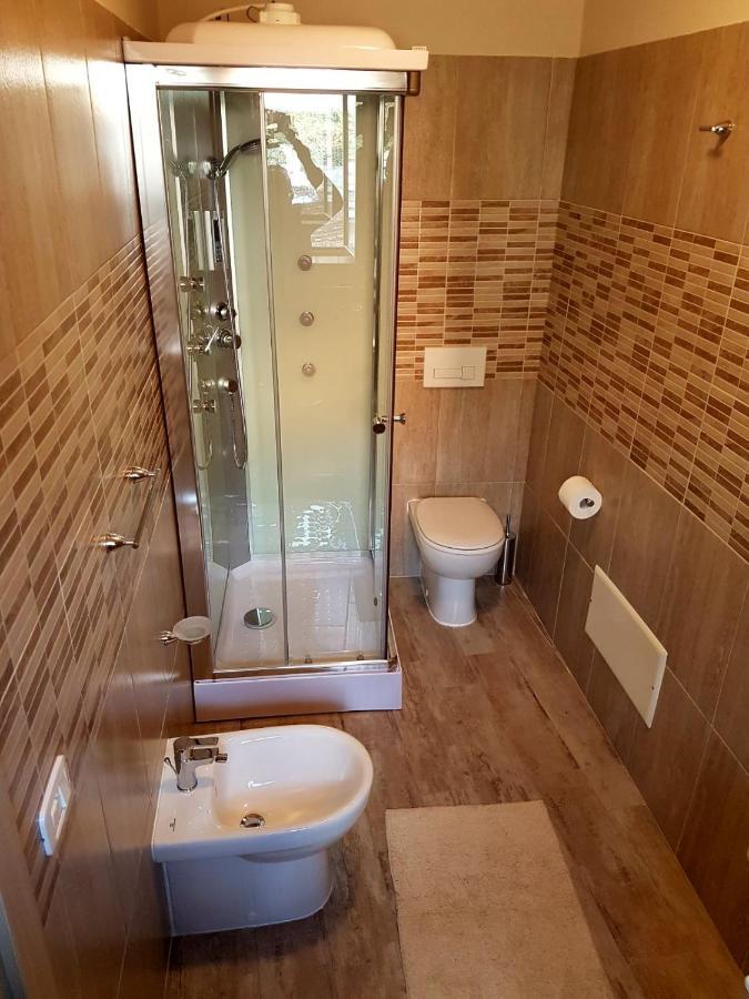 Il Vicoletto Bed & Breakfast Frascineto ภายนอก รูปภาพ